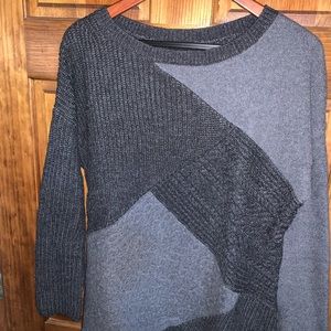 Trouve Asymmetrical bottom sweater size M